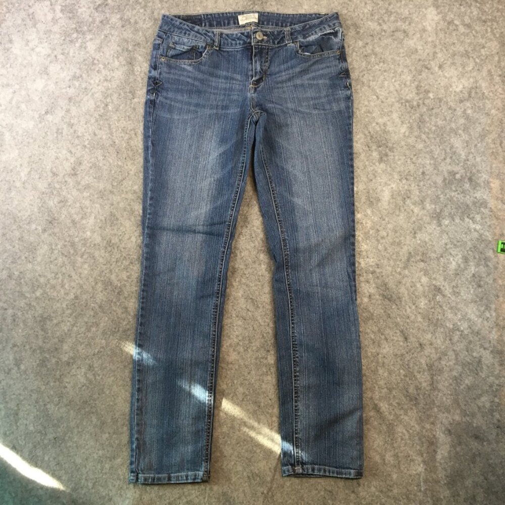 Aeropostale Jeans 11 12 Bayla Skinny Medium Wash Mid Rise Distressed Stretch